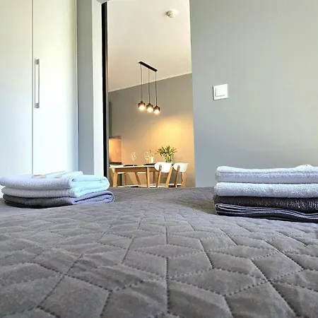 Zlota Plaza By Triapart *